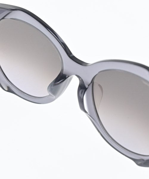 Salvatore Ferragamo แว่นกันแดด