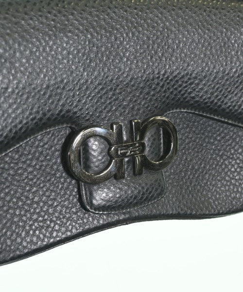 Salvatore Ferragamo กระเป๋าสะพาย