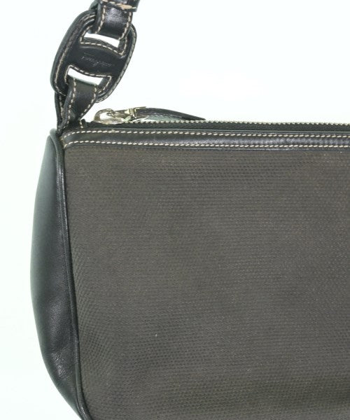 Salvatore Ferragamo กระเป๋าถือ