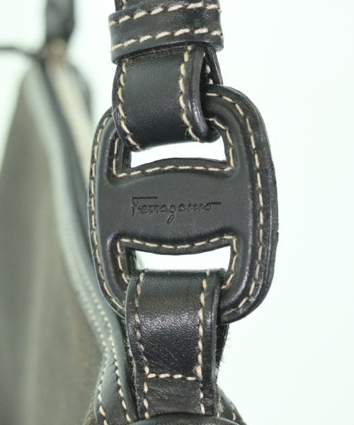 Salvatore Ferragamo กระเป๋าถือ