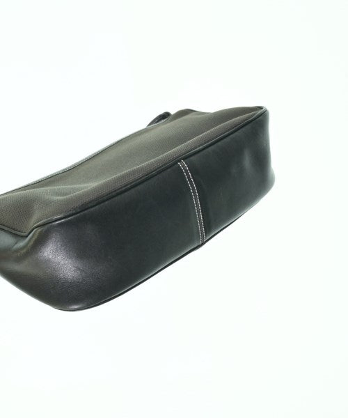 Salvatore Ferragamo กระเป๋าถือ