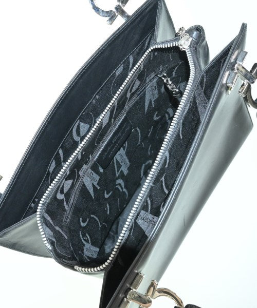 Salvatore Ferragamo กระเป๋าถือ