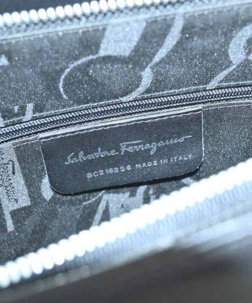 Salvatore Ferragamo กระเป๋าถือ