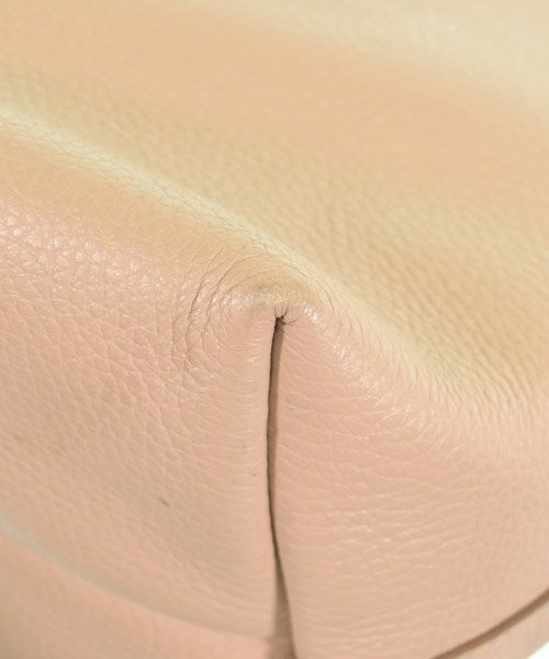 Salvatore Ferragamo กระเป๋าถือขนาดใหญ่