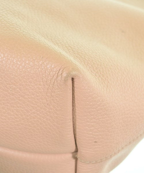 Salvatore Ferragamo กระเป๋าถือขนาดใหญ่