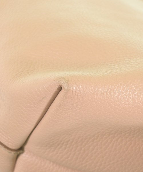 Salvatore Ferragamo กระเป๋าถือขนาดใหญ่