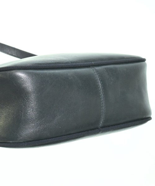 Salvatore Ferragamo กระเป๋าสะพาย