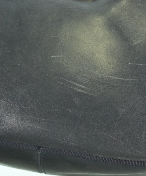 Salvatore Ferragamo กระเป๋าสะพาย