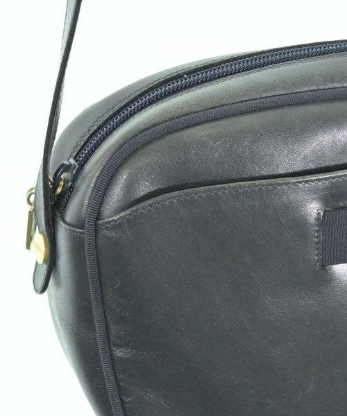 Salvatore Ferragamo กระเป๋าสะพาย