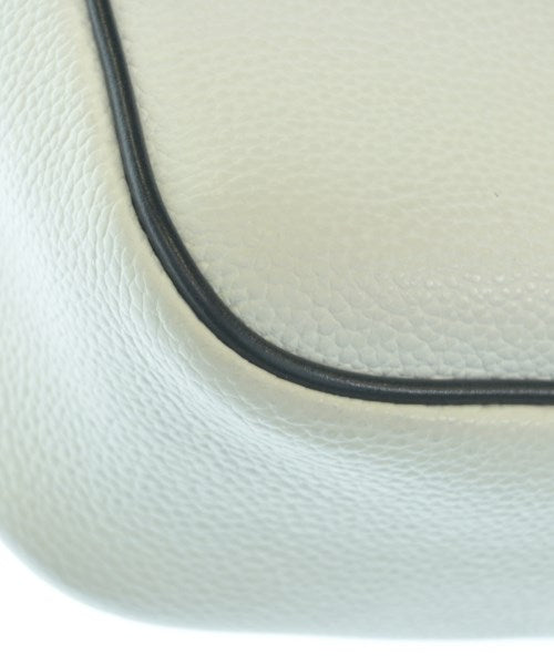 Salvatore Ferragamo กระเป๋าสะพาย