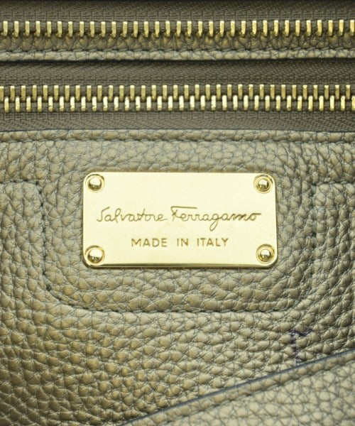 Salvatore Ferragamo กระเป๋าถือ