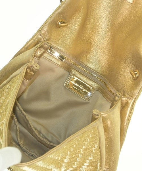 Salvatore Ferragamo กระเป๋าสะพาย