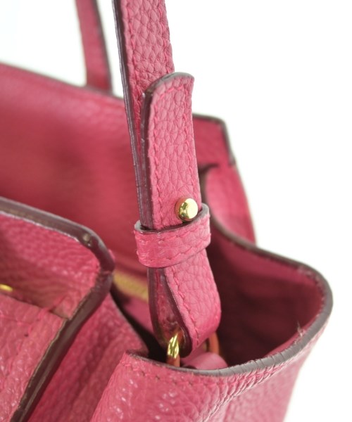 Salvatore Ferragamo กระเป๋าถือ