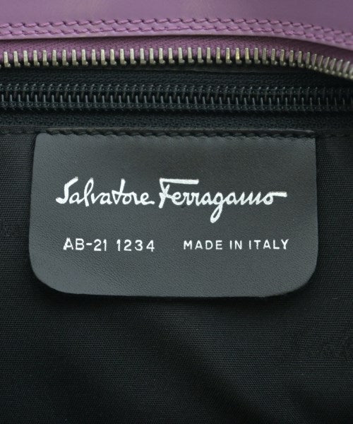 Salvatore Ferragamo กระเป๋าถือ