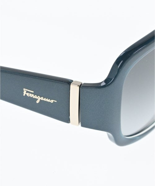Salvatore Ferragamo แว่นกันแดด