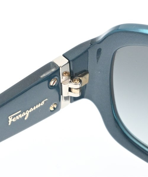 Salvatore Ferragamo แว่นกันแดด