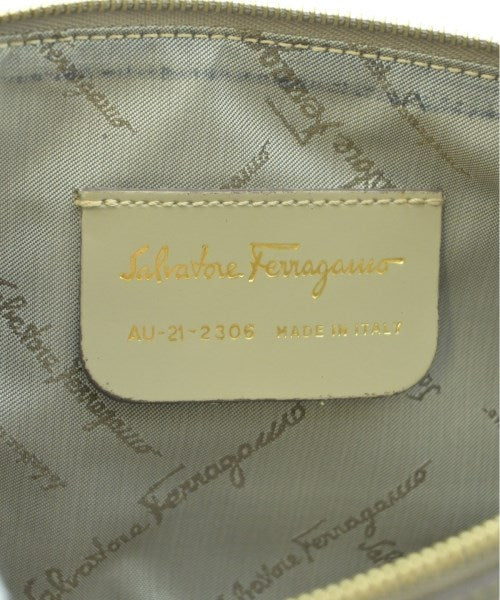 Salvatore Ferragamo กระเป๋าสะพาย