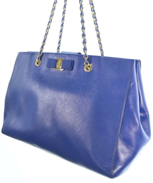 Salvatore Ferragamo กระเป๋าถือ