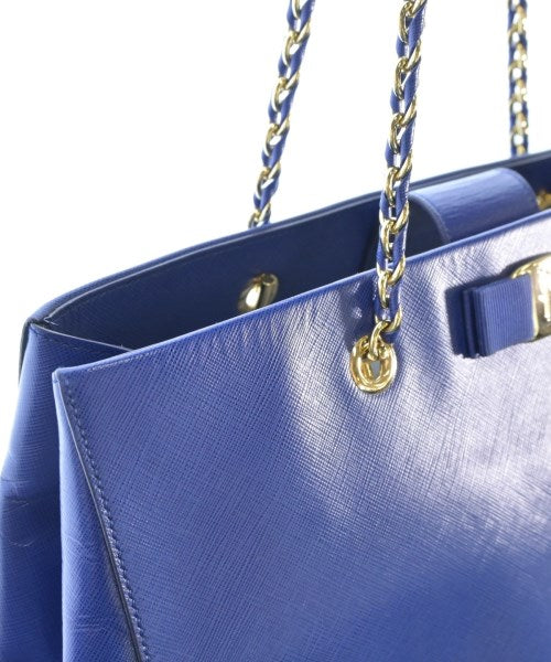 Salvatore Ferragamo กระเป๋าถือ