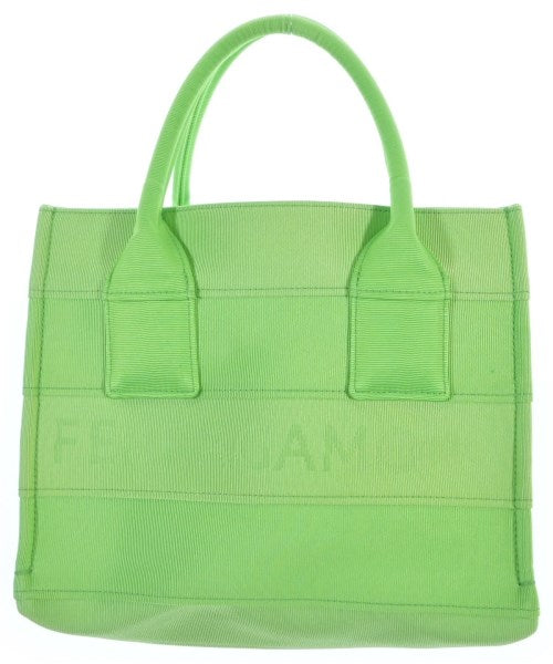 Salvatore Ferragamo กระเป๋าถือขนาดใหญ่