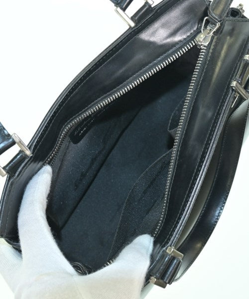 Salvatore Ferragamo กระเป๋าถือ