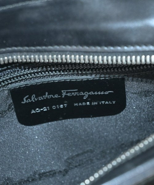 Salvatore Ferragamo กระเป๋าถือ