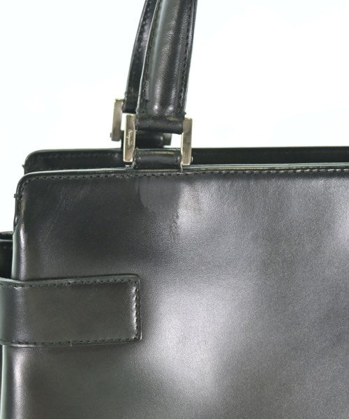 Salvatore Ferragamo กระเป๋าถือ