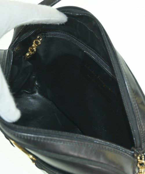 Salvatore Ferragamo กระเป๋าสะพาย