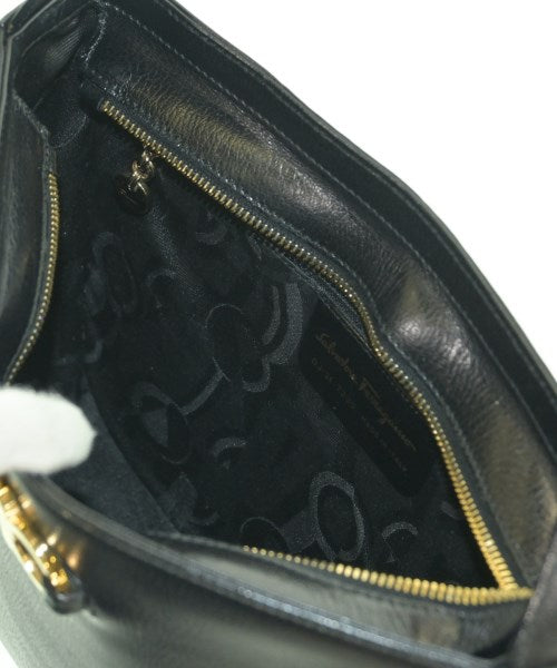 Salvatore Ferragamo กระเป๋าสะพาย