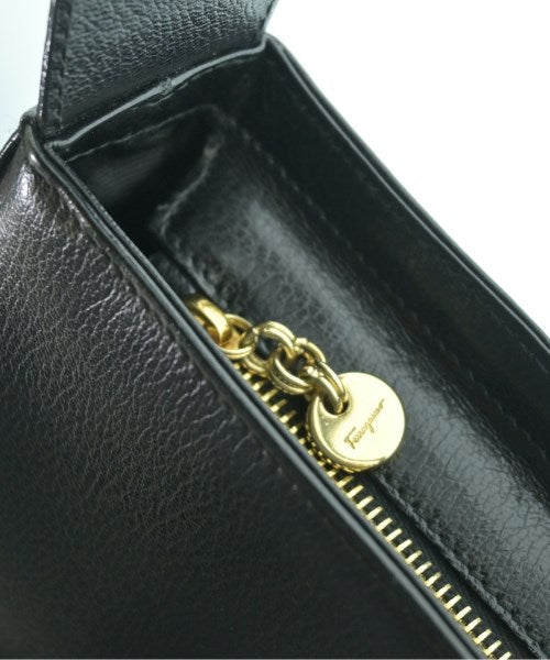 Salvatore Ferragamo กระเป๋าสะพาย