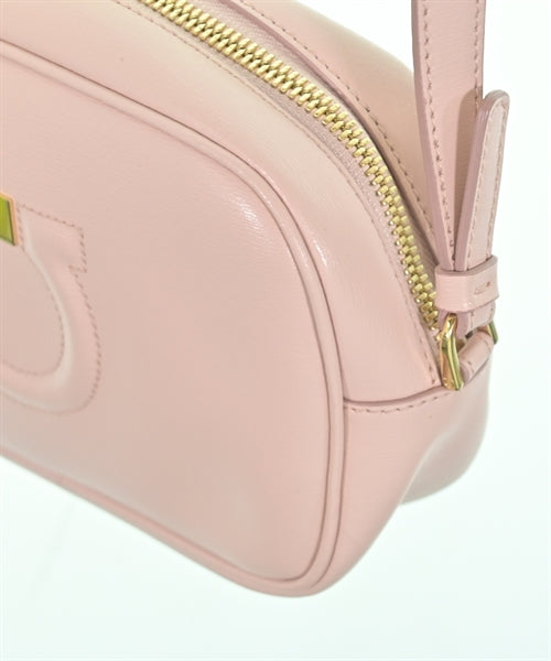Salvatore Ferragamo กระเป๋าสะพาย