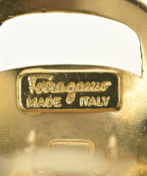 Salvatore Ferragamo ต่างหู