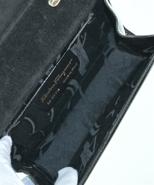 Salvatore Ferragamo คลัตช์