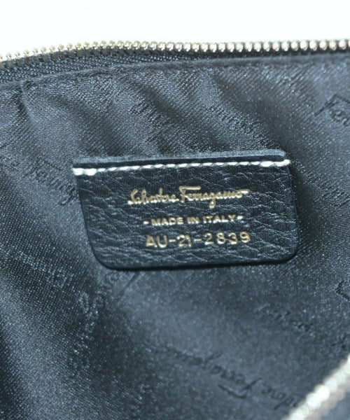 Salvatore Ferragamo กระเป๋าถือ