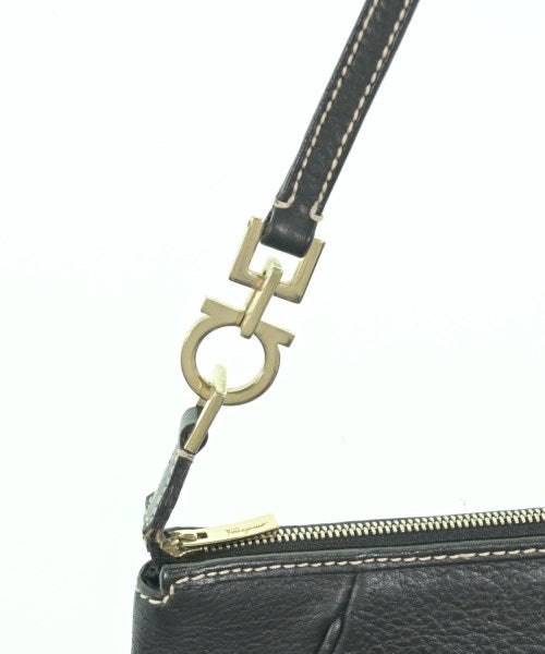 Salvatore Ferragamo กระเป๋าถือ