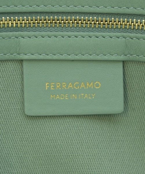Salvatore Ferragamo กระเป๋าถือขนาดใหญ่