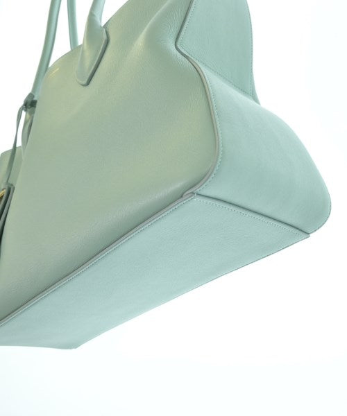 Salvatore Ferragamo กระเป๋าถือขนาดใหญ่