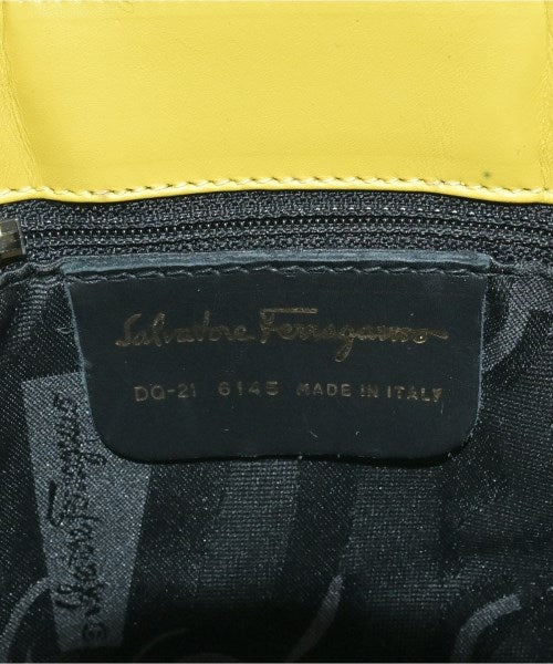 Salvatore Ferragamo กระเป๋าถือ