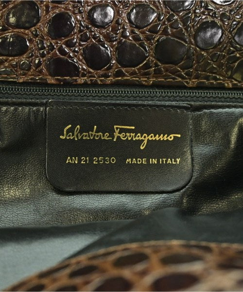 Salvatore Ferragamo กระเป๋าถือขนาดใหญ่