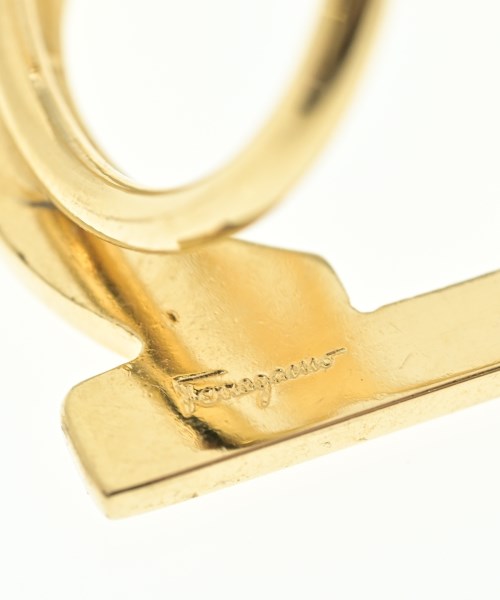 Salvatore Ferragamo อื่นๆ