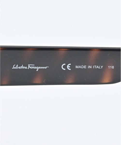 Salvatore Ferragamo แว่นกันแดด