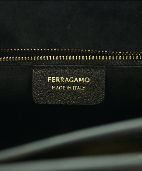 Salvatore Ferragamo กระเป๋าถือ
