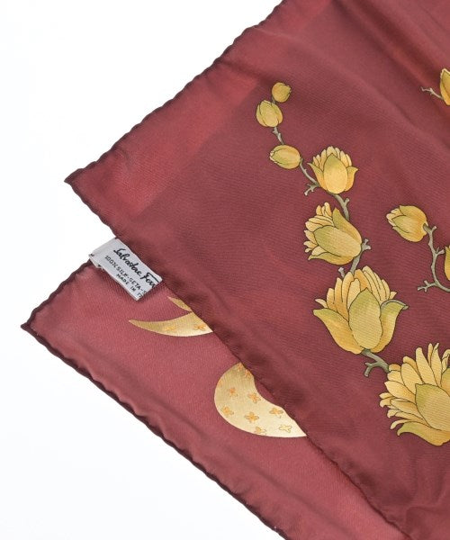 Salvatore Ferragamo ผ้าพันคอ