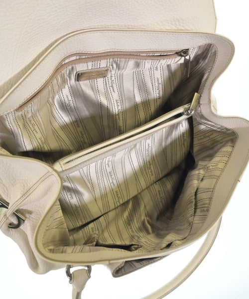 Salvatore Ferragamo กระเป๋าถือขนาดใหญ่