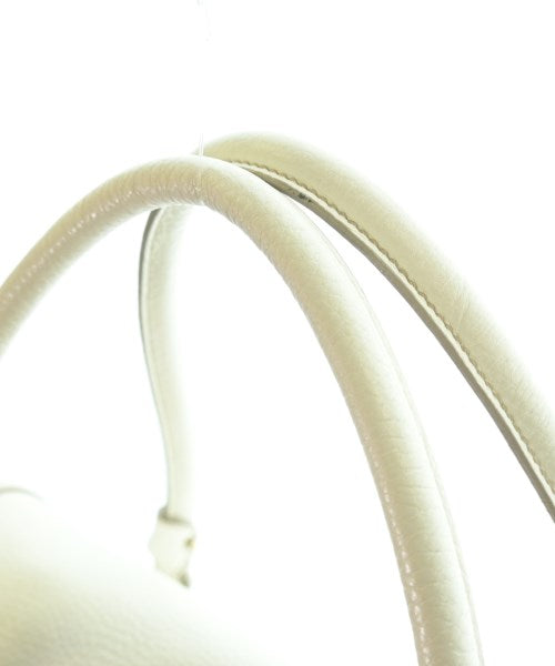 Salvatore Ferragamo กระเป๋าถือขนาดใหญ่