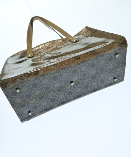 Salvatore Ferragamo กระเป๋าถือขนาดใหญ่