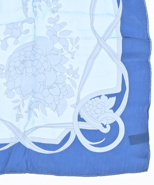 Salvatore Ferragamo ผ้าพันคอ