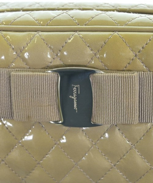 Salvatore Ferragamo กระเป๋าสะพาย