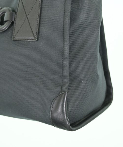 Salvatore Ferragamo กระเป๋าถือ