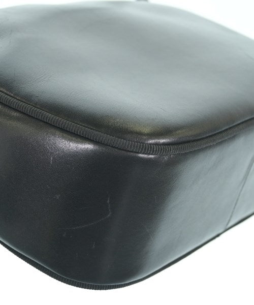 Salvatore Ferragamo กระเป๋าสะพาย